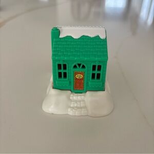1995 McDonald's Happy Meal Polly Pocket Winter Ski Chalet